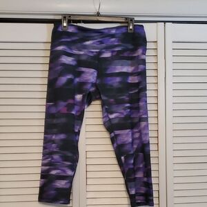RBX Purple and Black Patterned Cropped Capris Workout Leggings, Size XL
